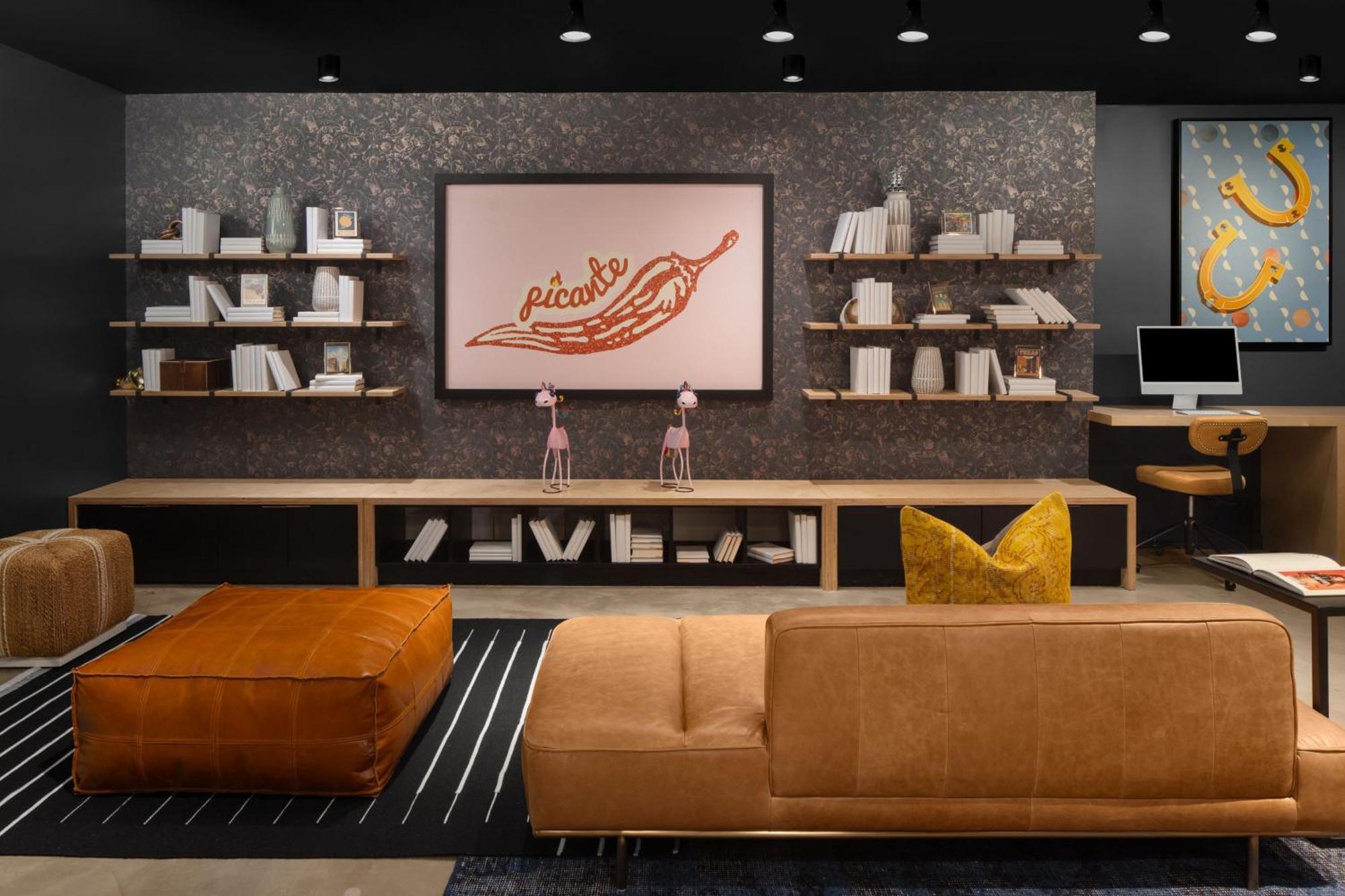 Moxy Houston Downtown Hotel Екстериор снимка